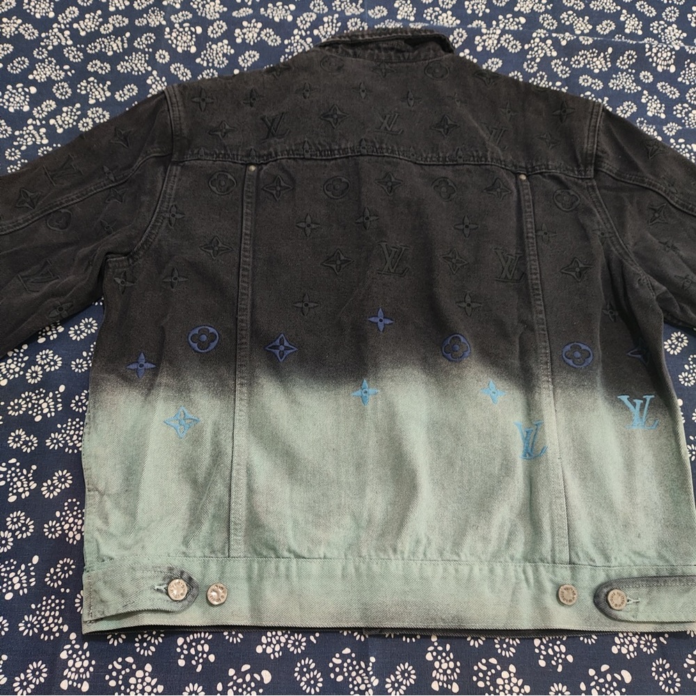 Louis Vuitton Gradient Monogram Denim Trucker Jac… - image 3